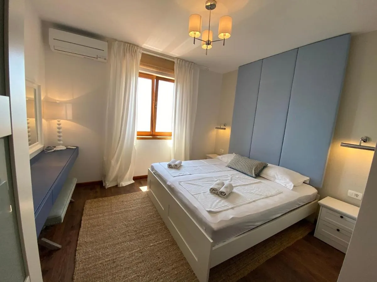 Apartman V Seget Vranjica Apartment